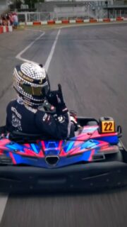 Juste moi, un drone, et @dorianboccolacci en pleine course 🔥

C'était au @karting2muret, et franchement quelle ambiance! Merci @bocco_kart pour ce moment.

#fpv #karting #racing